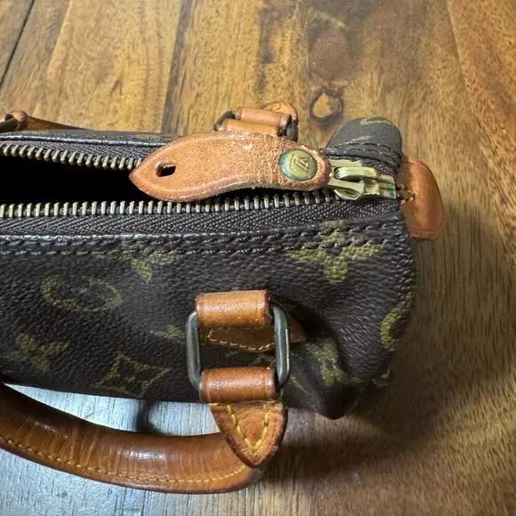 Louis Vuitton Mini Speedy - Picture 4 of 13